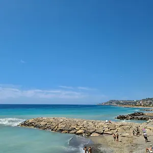 Casa Del 1 , San Remo Italia