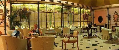 Floren Hotel